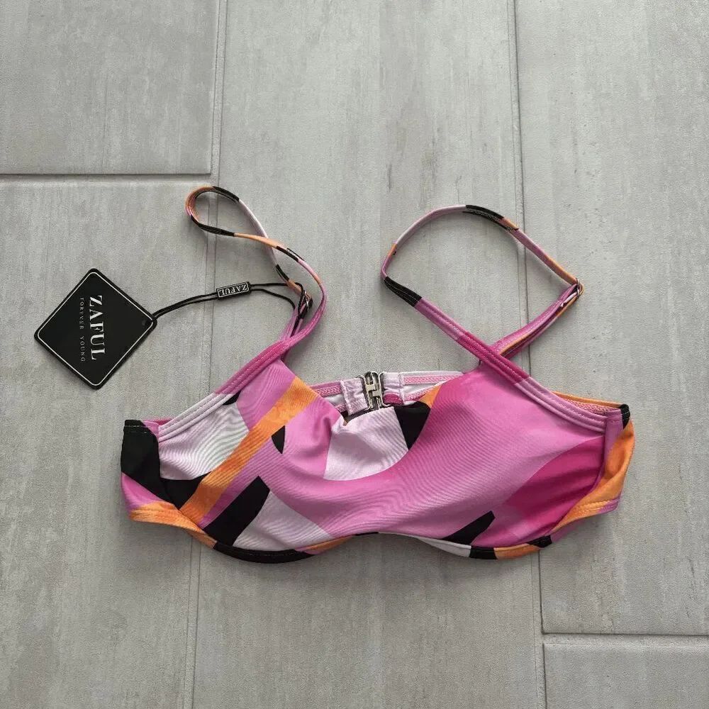 NWT ZAFUL Underwire Monowire Colorblock Swimwear Bikini Top Light Pink Small